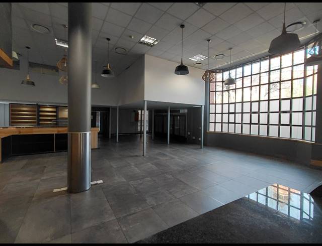 256M² RETAIL TO LET IN BRYANSTON